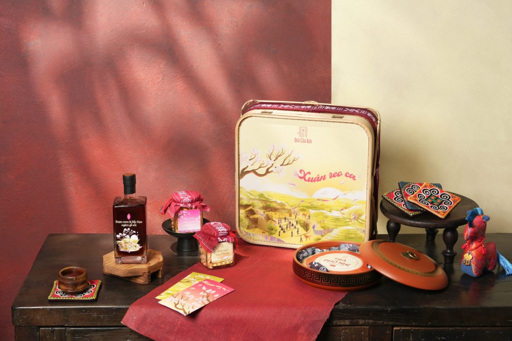 Quà Tết Bản Xuân